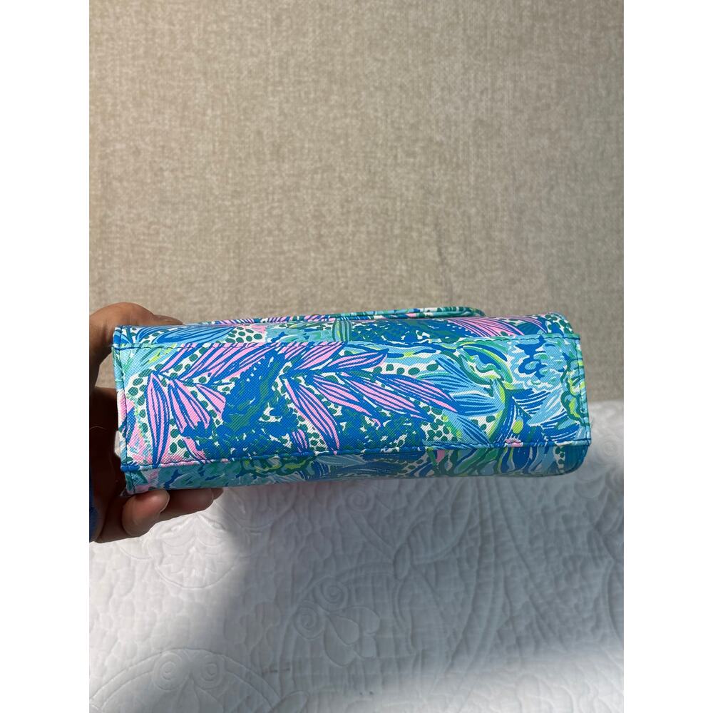 NWOT Lilly Pulitzer Women Blue/Pink Holiday In The Sun Bag Wallet Purse Set - Picture 10 of 12